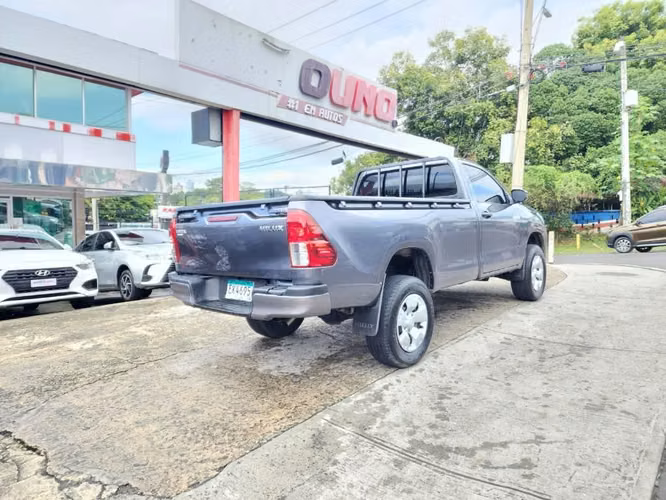 Toyota Hilux 2024 - Imagen 5