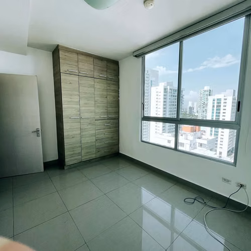 Se Vende Apartamento solo línea blanca en San Francisco.