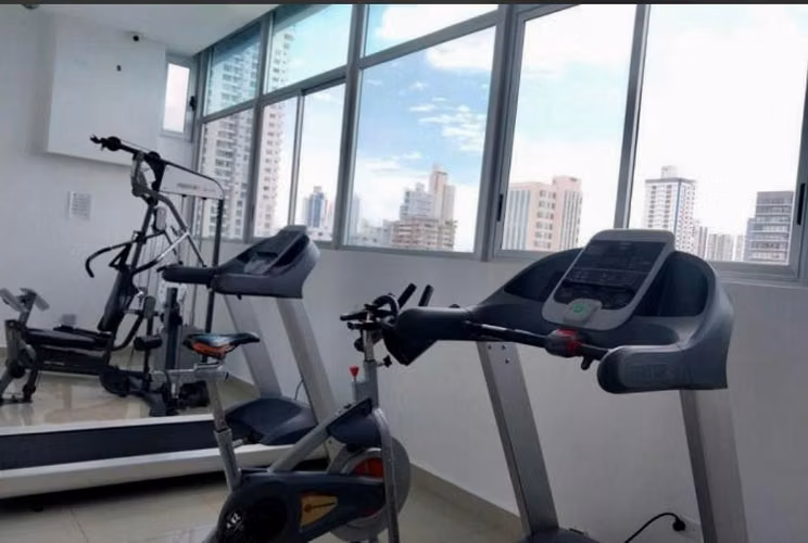 Se Vende Apartamento solo línea blanca en San Francisco.