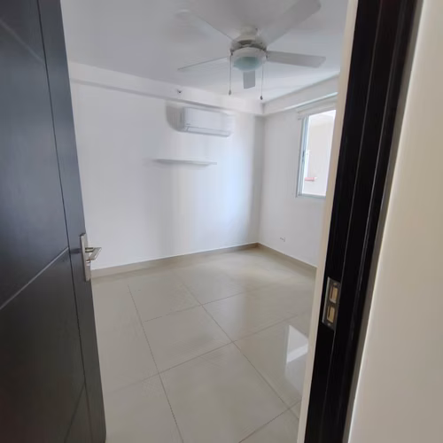 VENTA PH CORAL TOWER EN CARRASQUILLA