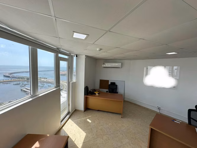 ALQUILER DE OFICINA EN PH BAY VIEW BALBOA