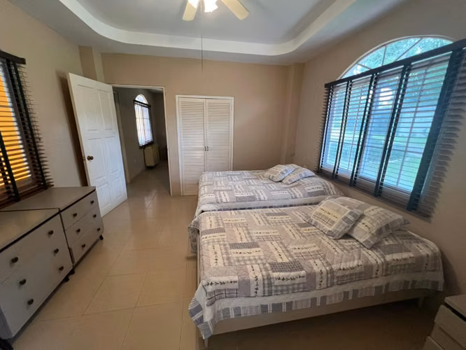 Casa en venta - Santa Clara