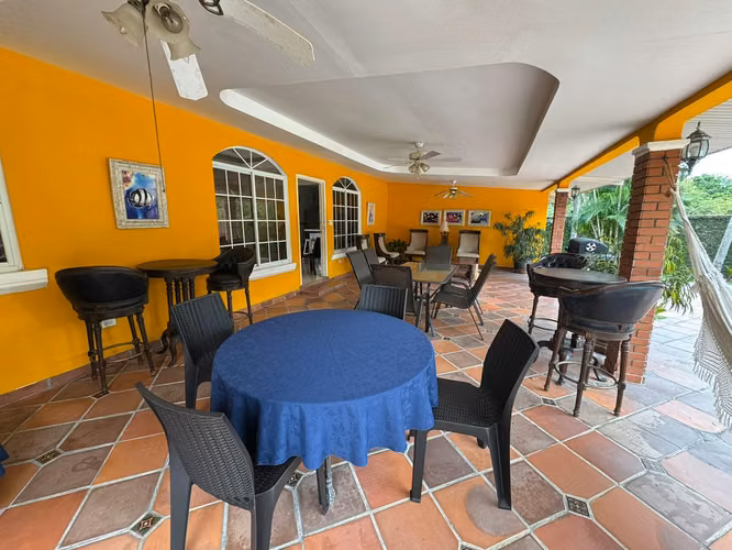 Casa en venta - Santa Clara