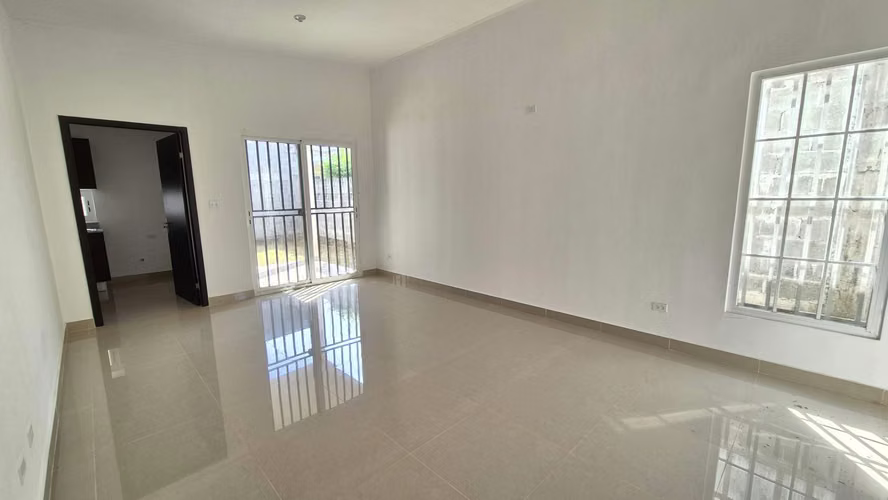 VENTA DE CASA EN PH PRIMAVERA EN VISTA ALEGRE PANAMÁ OESTE