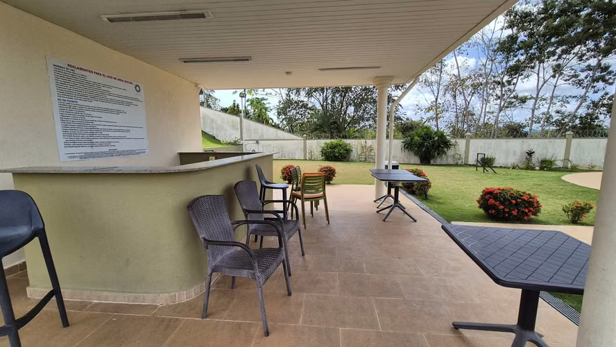 VENTA DE CASA EN PH PRIMAVERA EN VISTA ALEGRE PANAMÁ OESTE