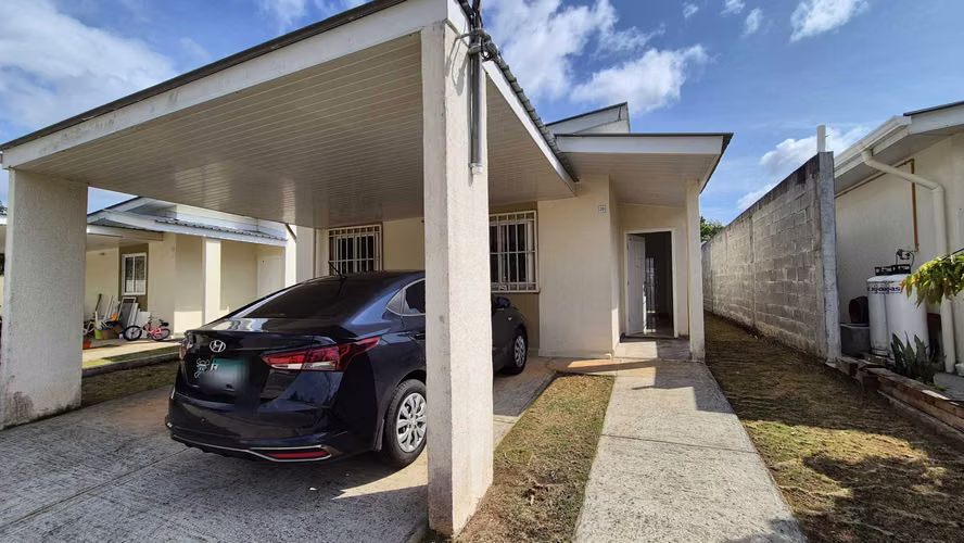 VENTA DE CASA EN PH PRIMAVERA EN VISTA ALEGRE PANAMÁ OESTE