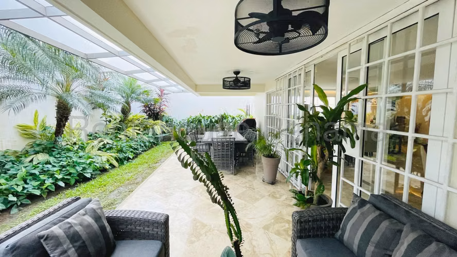 Vendo Casa Glamorosa en Altos del Golf 26-2885GG