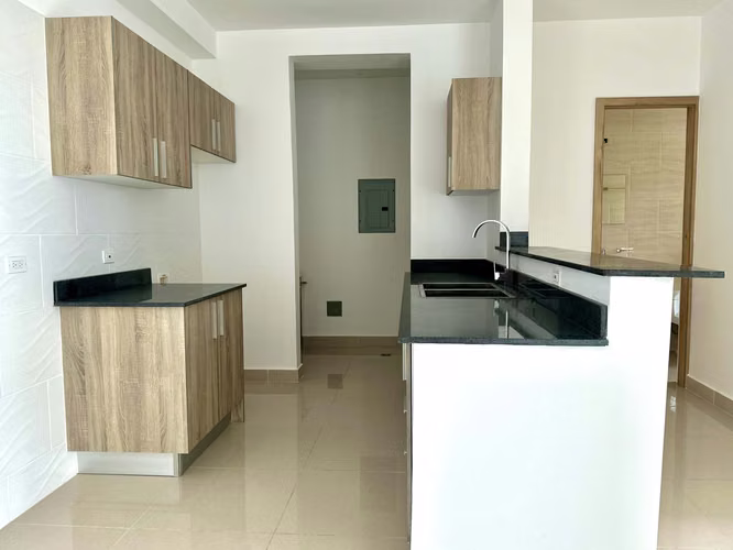 Viva con estilo en un moderno apartamento de tres recámaras en P.H. Bella veduta
