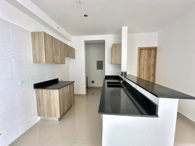 Viva con estilo en un moderno apartamento de tres recámaras en P.H. Bella veduta