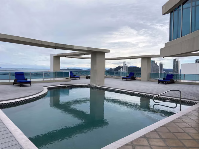 GRANDBAY con Vista directa al Mar - Avenida Balboa
