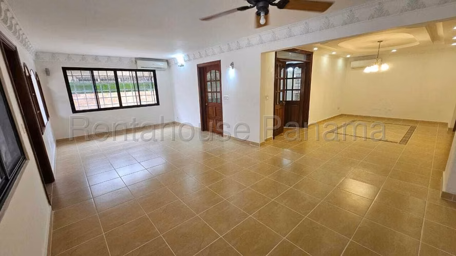 Vendo Casa Privilegiada en Loma Alegre, San Francisco 26-2906GG - Imagen 2