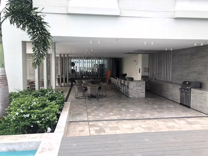 SE VENDE APARTAMENTO EN PH GREENVIEW, SANTA MARÍA