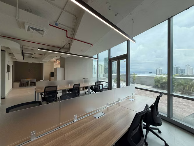 FURNISHED OFFICE FOR RENT AT FINANCIAL PARK