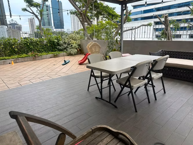 APARTAMENTO CON GRAN TERRAZA EN OBARRIO