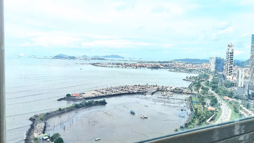 Vendo PH Vista del Mar en Avenida Balboa. Excelente vista a la bahía - Imagen 11
