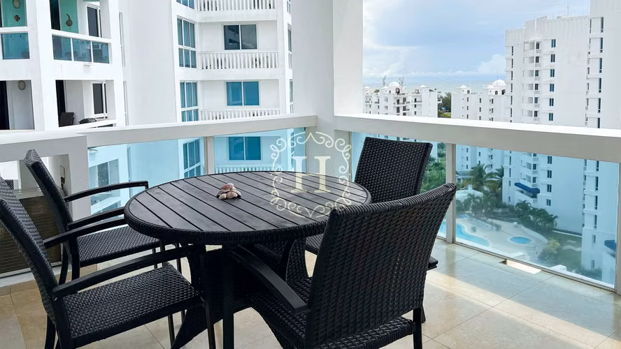 Investment Opportunity with stunning ocean view in Playa Blanca