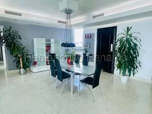Venta de Apartamento con 303m2 en Costa del este PH Ocean Two 25-4077SR