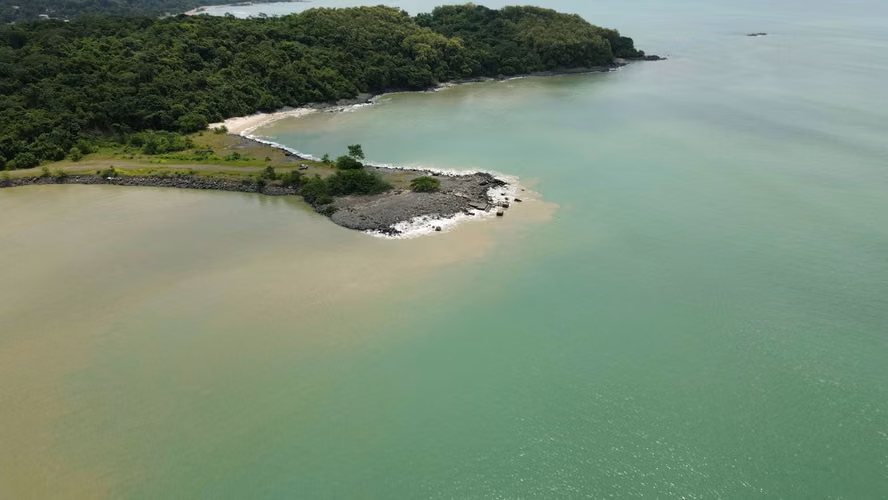 Gran Terreno Frente al Mar con Potencial Logístico y Portuario - Imagen 9