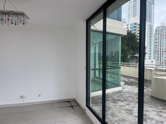 Banco vende  en P.H. Edison Park – Betania  (gb) - Imagen 3