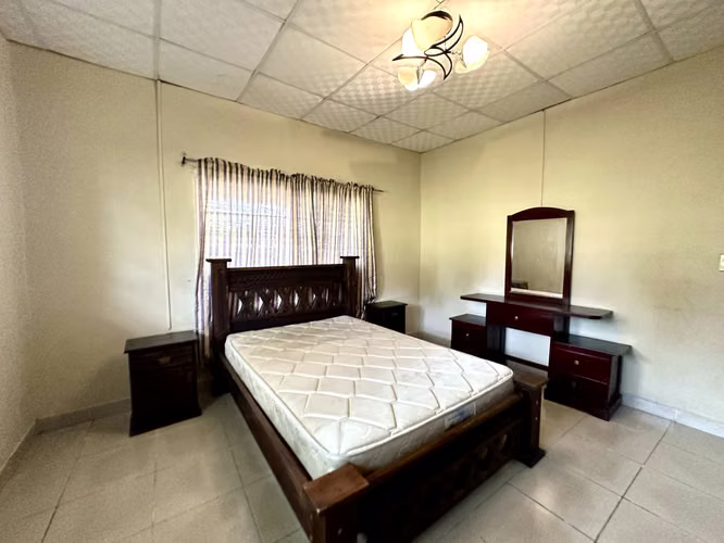 SE VENDE CASA DE ESQUINA EN RESIDENCIAL CÉNTRICO DE VOLCÁN