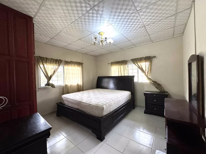 SE VENDE CASA DE ESQUINA EN RESIDENCIAL CÉNTRICO DE VOLCÁN