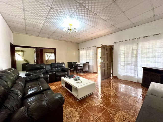 SE VENDE CASA DE ESQUINA EN RESIDENCIAL CÉNTRICO DE VOLCÁN