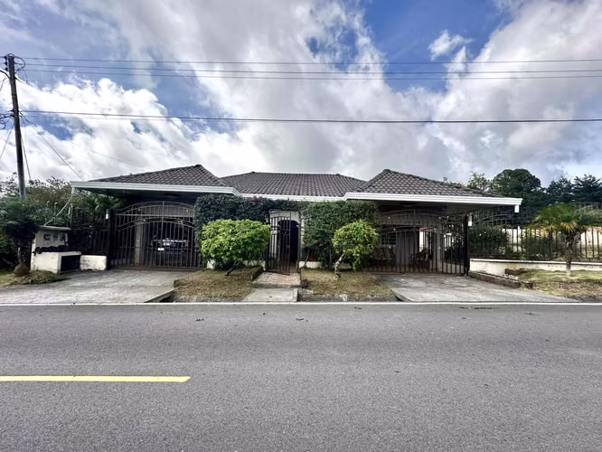 SE VENDE CASA DE ESQUINA EN RESIDENCIAL CÉNTRICO DE VOLCÁN