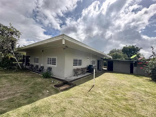 SE VENDE CASA DE ESQUINA EN RESIDENCIAL CÉNTRICO DE VOLCÁN