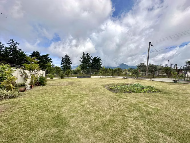 SE VENDE CASA DE ESQUINA EN RESIDENCIAL CÉNTRICO DE VOLCÁN