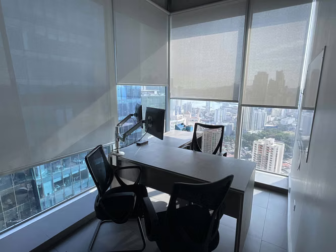 Oficina Amoblada en Torre Oceanía – Punta Pacífica – 272 m² / 5 Estacionamientos
