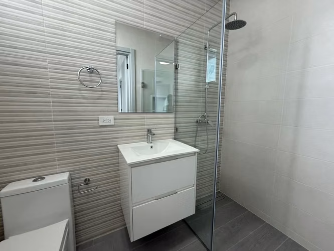 Alquiler Apartamento The Ivy Santa Maria, Piso Alto, Vista al Golf - Imagen 11
