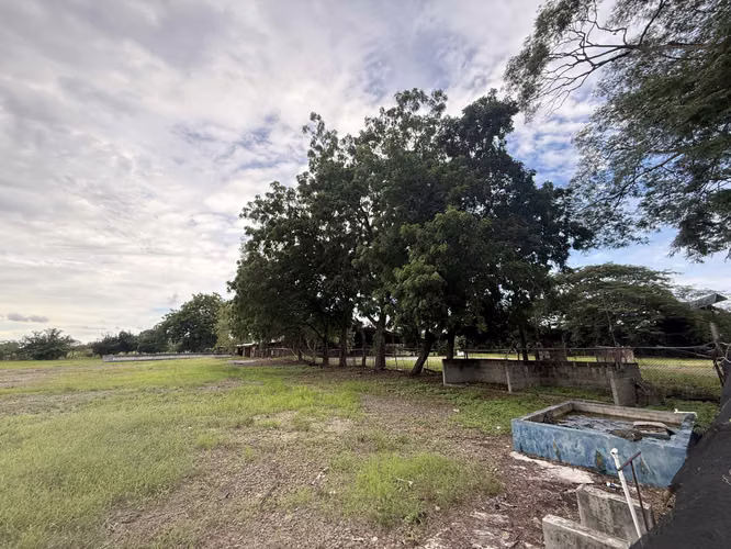 Se Vende Terreno en El Espinal de Guarare Via Las Tablas - Chitre