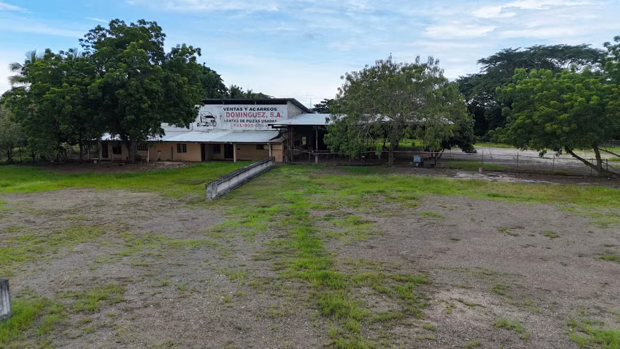 Se Vende Terreno en El Espinal de Guarare Via Las Tablas - Chitre