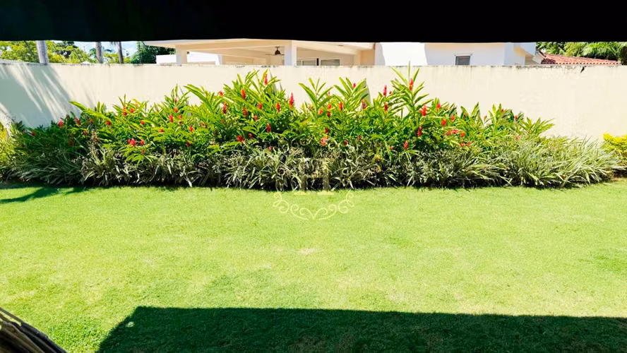 Lujosa Residencia en Costa Serena – Confort, Elegancia y Seguridad - Imagen 8