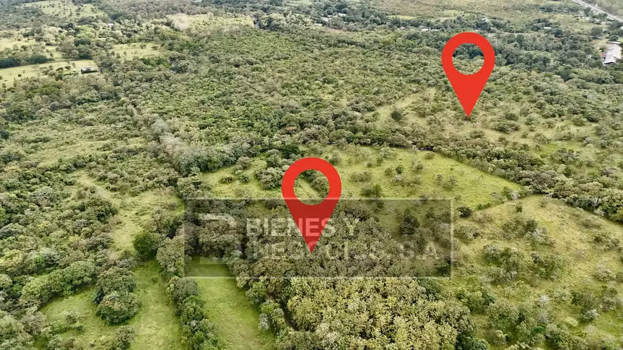 Terreno en Boquete, 17.7 hectáreas en el Frances