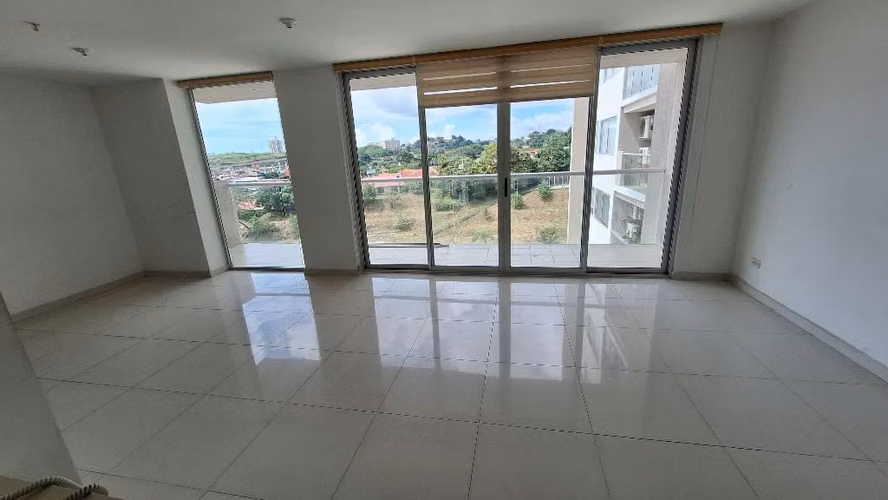 SE VENDE HERMOSO APARTAMENTO EN PH PORTOALEGRE - VILLA LUCRE