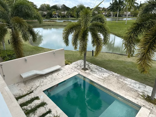 PH Ocean Lakes - Buenaventura Townhouse de 4 Recamaras con Piscina
