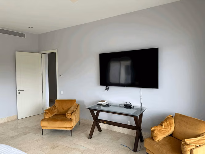 PH Ocean Lakes - Buenaventura Townhouse de 4 Recamaras con Piscina