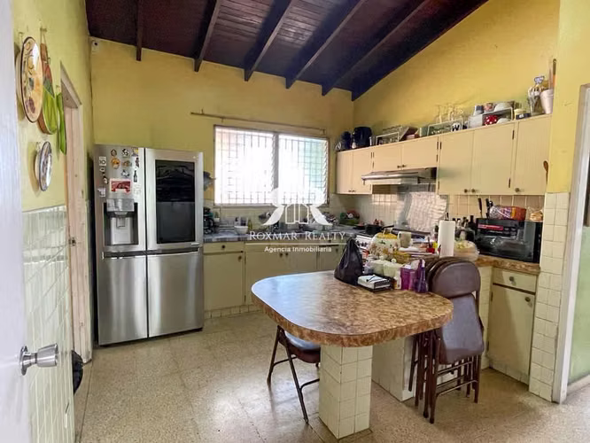 Amplia casa en Hato Pintado de 655m2