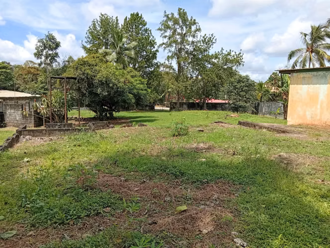 Vendo Terreno con casa en Calzada Larga de Caimitillo, excelente para inversión - Imagen 12