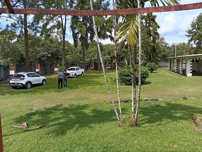 Vendo Terreno con casa en Calzada Larga de Caimitillo, excelente para inversión - Imagen 3
