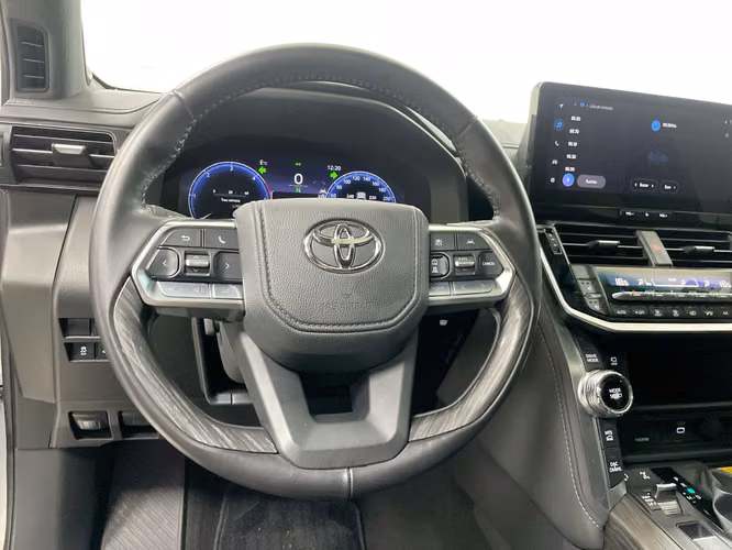 TOYOTA LAND CRUISER - 2025 - TLC - Automarket - Imagen 6