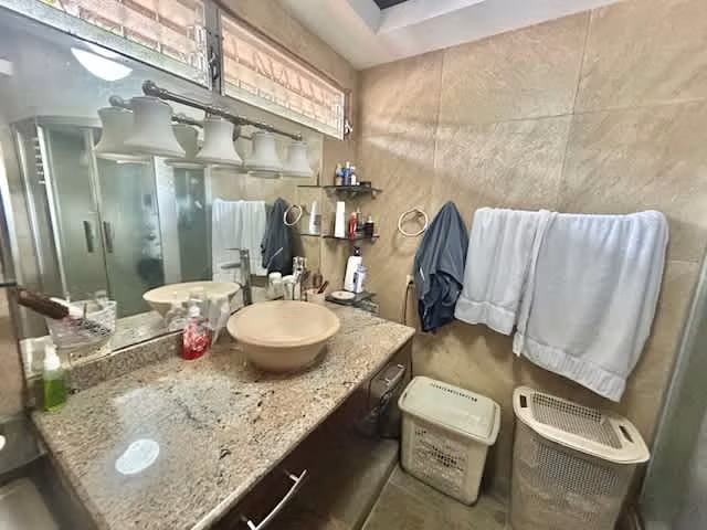 VENTA CASA DUPLEX EN ZONA TRANQUILA