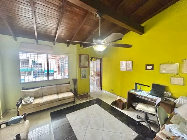 VENTA CASA DUPLEX EN ZONA TRANQUILA