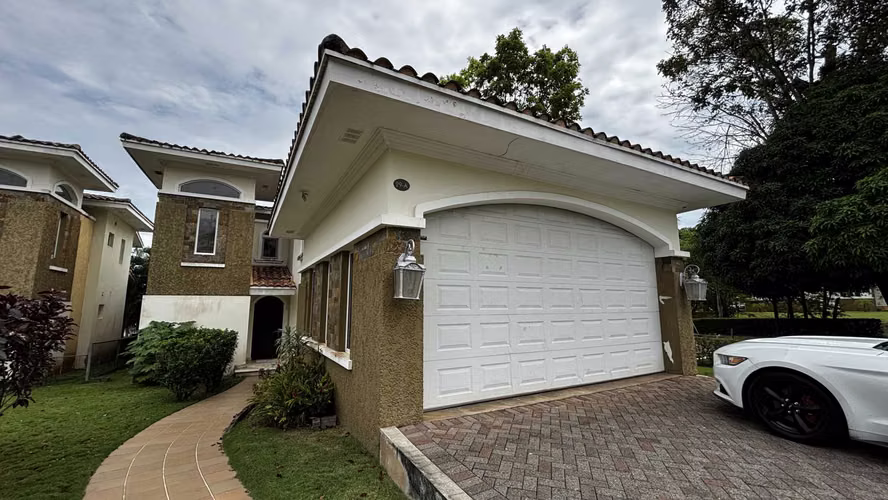 Villa en Venta – Tucán Country Club & Golf, Ciudad de Panamá
