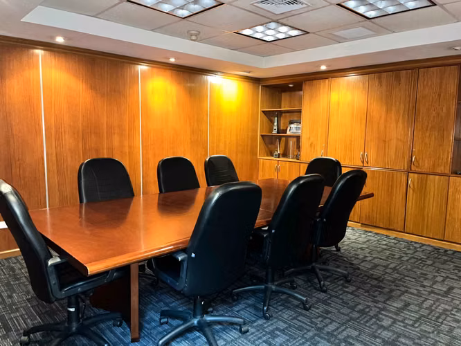 Se Alquila Piso Completo de Oficina – Calle 50, Área Bancaria