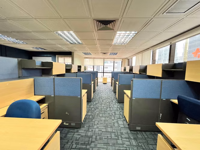 Se Alquila Piso Completo de Oficina – Calle 50, Área Bancaria