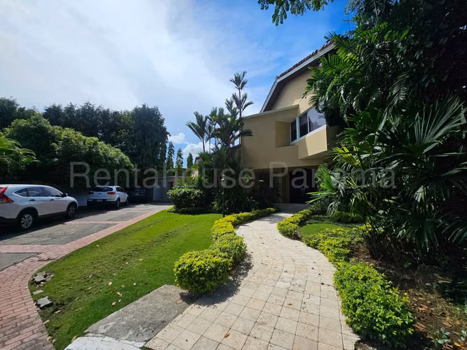CASA EN VENTA EN ALTOS DEL GOLF - EXCLUSIVIDAD - REMODELADA - Imagen 6