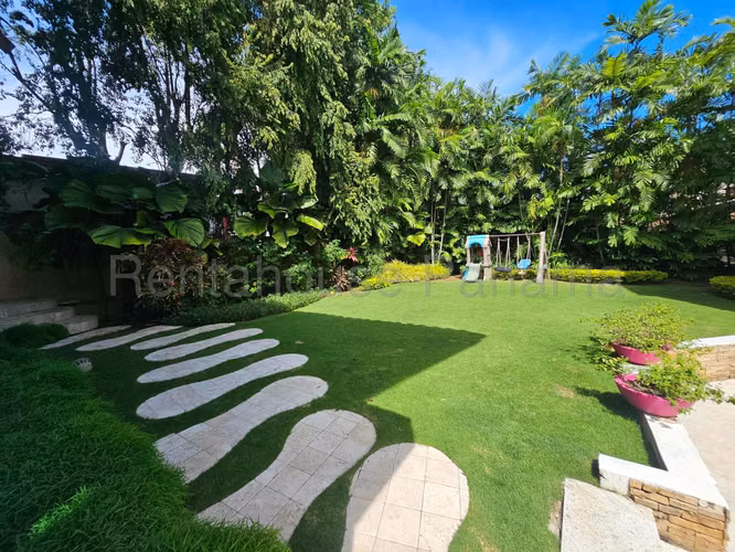 CASA EN VENTA EN ALTOS DEL GOLF - EXCLUSIVIDAD - REMODELADA - Imagen 3