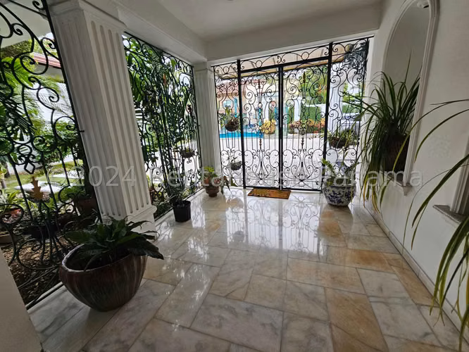 CASA EN VENTA EN ALTOS DEL GOLF - EXCLUSIVA - REMODELADA - Imagen 18